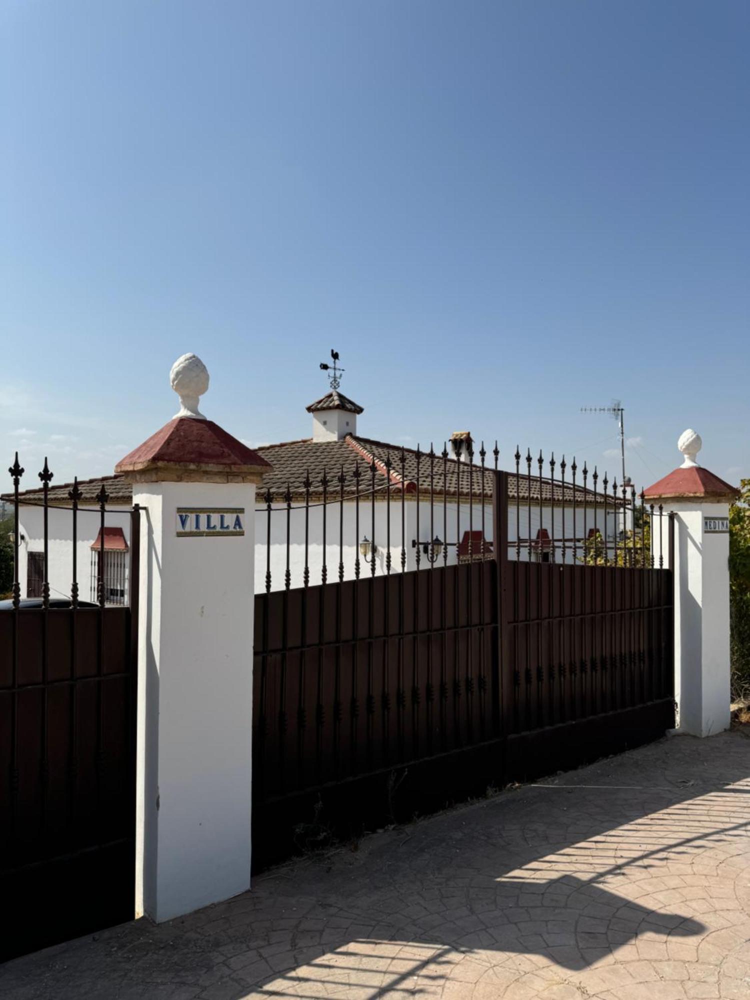 فيلا Casa Con Piscina Privada إشبيلية المظهر الخارجي الصورة